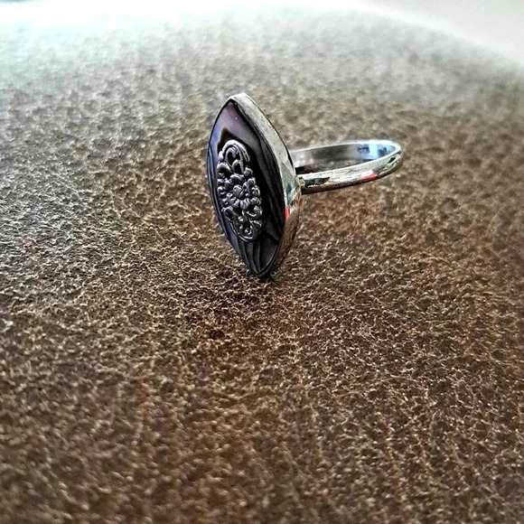 Abalone Pendant & Ring Set In 925 Sterling Silver. - Picture 6 of 9